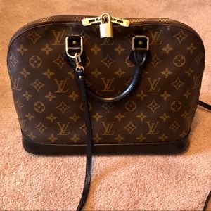 Louis Vuitton Alma Pm